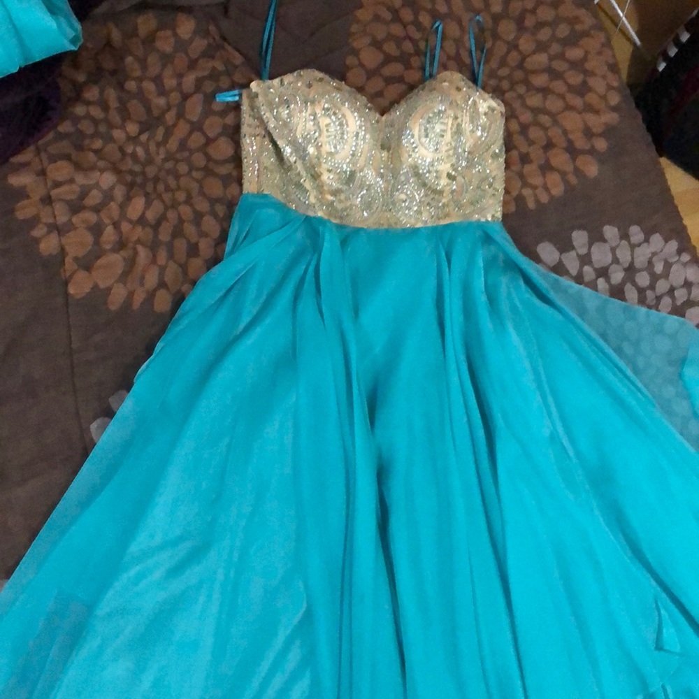 Elegant dress